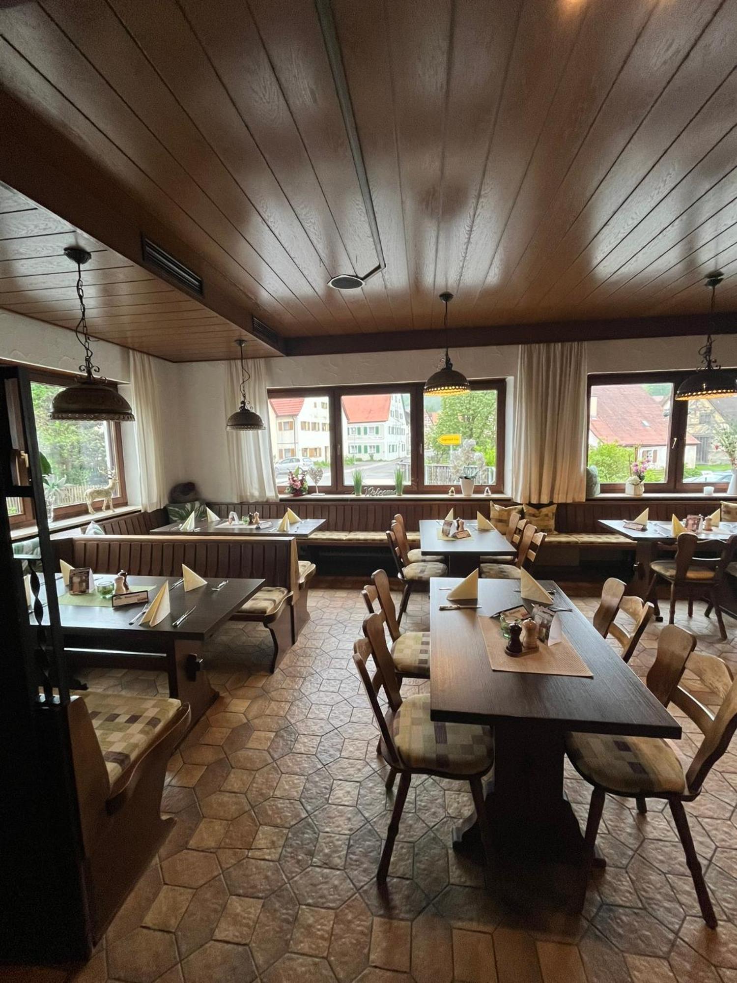 Hotel-Landpension Postwirt Kirchensittenbach Екстериор снимка